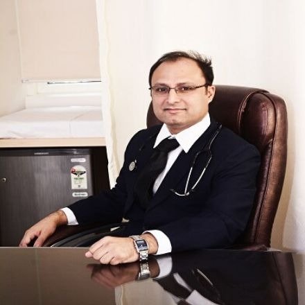 Dr. Mohit Mittal | Care n Cure Hospital | Best Maternity center in Ghaziabad | NICU Ghaziabad | Best doctor