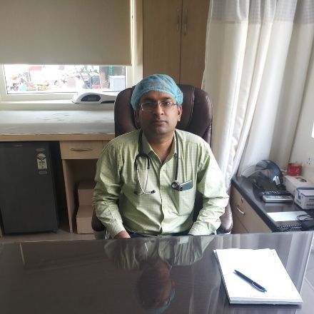Dr. Vikas Maheshwari | Care n Cure Hospital | Best Maternity center in Ghaziabad | NICU Ghaziabad